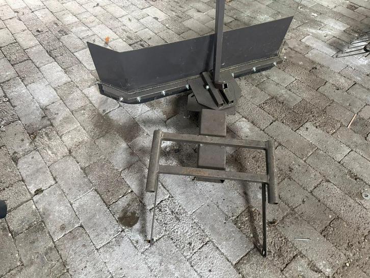 Sneeuwschuiver voor husqvarna 111 112 115 etc, Tuin en Terras, Zitmaaiers, Zo goed als nieuw, 90 tot 120 cm, Ophalen