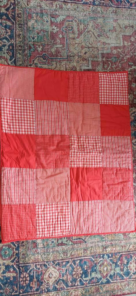 Leuk boxkleed rood/wit patchwork, Kinderen en Baby's, Boxen, Gebruikt, Rechthoekig, Boxkleed, Ophalen of Verzenden