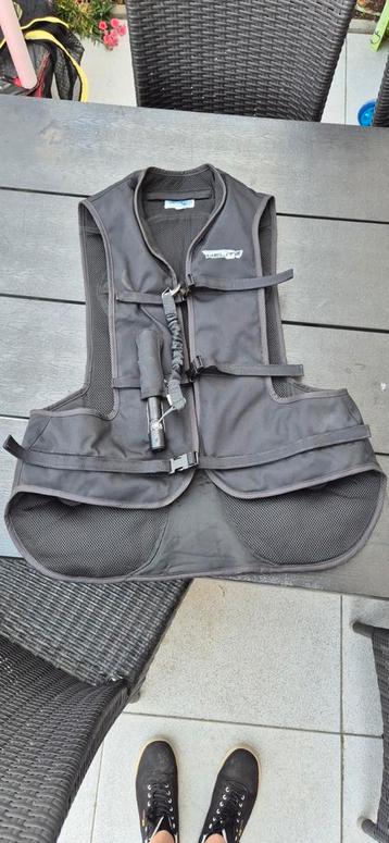 Helite airbagvest maat L beschikbaar voor biedingen