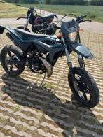 Platek Uitlaat 50/70 AM6 Rechterzijde, Ophalen, Gebruikt, Uitlaat