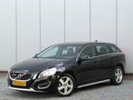 Volvo V60 T5 Momentum Adaptive 1e eigenaar / Cruise Control, Auto's, Euro 5, Parkeersensor, Zwart, 4 cilinders