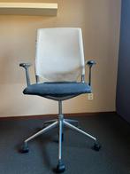 Vitra Bureaustoel met netweave rugleuning, Huis en Inrichting, Bureaustoelen, Ophalen, Gebruikt, Zwart, Bureaustoel