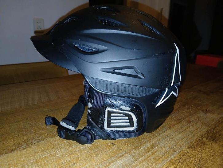 Atomic Xeed skihelm maat L (59-63cm), Sport en Fitness, Skiën en Langlaufen, Gebruikt, Overige typen, Atomic, Minder dan 100 cm