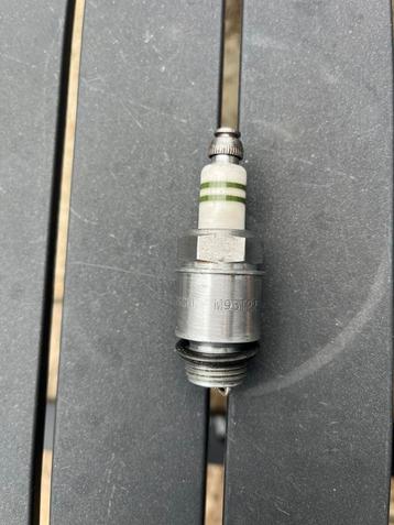 Bosch M95T22 bougie NOS beschikbaar voor biedingen