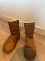 Camel Uggs Maat 38- Weinig Gedragen!, Kleding | Dames, Schoenen, Ophalen of Verzenden, Zo goed als nieuw, Bruin, Lage of Enkellaarzen