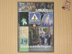 14 Stadswandelingen - Wandelen door mooiste steden Nederland, Overige merken, Fiets- of Wandelgids, Ophalen of Verzenden, Zo goed als nieuw