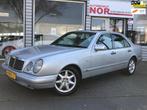 Mercedes-Benz E-klasse 320 Avantgarde E 320, Auto's, Te koop, Zilver of Grijs, Geïmporteerd, 5 stoelen