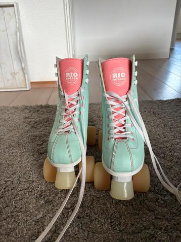 Rolschaatsen beschikbaar voor biedingen