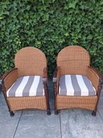 Twee nostalgische armstoelen, Ophalen, Gebruikt, Twee