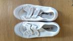 Gymschoenen mt30, Sport en Fitness, Turnen, Maat 36 t/m 42, Ophalen of Verzenden, Zo goed als nieuw, Turnschoenen
