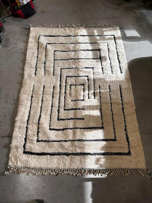 Hangeknoopt Berber vloerkleed 2x3 meter, Huis en Inrichting, Stoffering | Tapijten en Kleden, Zo goed als nieuw, 200 cm of meer
