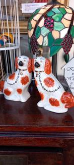 2 staffordshire honden, Antiek en Kunst, Antiek | Porselein, Ophalen of Verzenden