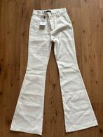 Witte Flared Pantalon Nieuw met prijskaartje, Ophalen of Verzenden, Zo goed als nieuw, Maat 36 (S), Wit