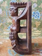 Mooi zeldzaam antiek Oosters beeldje van hout 18,2 cm., Antiek en Kunst, Ophalen of Verzenden