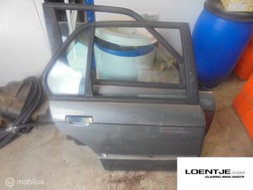 Achterdeur rechts rechtsachter BMW e30 sedan 325i 320i etc beschikbaar voor biedingen