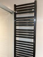 Spiegelkast en radiator, Huis en Inrichting, Ophalen, 100 tot 150 cm, Minder dan 25 cm, Minder dan 100 cm