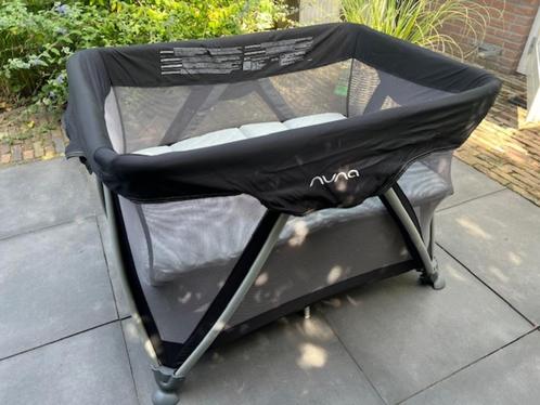 Nuna Sena Air Campingbedje - nieuwstaat, Kinderen en Baby's, Babywiegjes en Ledikanten, Zo goed als nieuw, Reisbedje, Ophalen