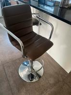 Bar draai stoelen/krukken taupe 4 stuks, Ophalen, Zo goed als nieuw