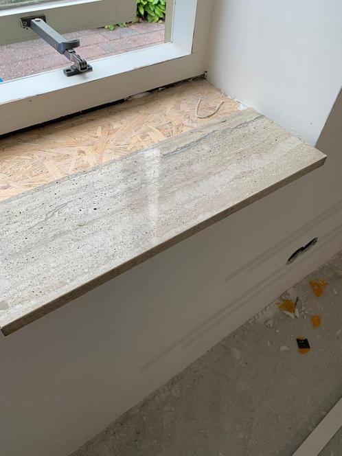 5 Travertin Vensterbanken – 20 mm dik, Doe-het-zelf en Verbouw, Plinten en Afwerking, Zo goed als nieuw, Vensterbanken, Hardsteen