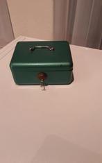 Metalen geld kistje met 2 sleutels, Ophalen of Verzenden, Metaal of Blik, Overige thema's