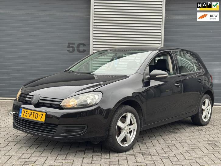 Volkswagen Golf 1.6 TDI DSG Trendline BlueMotion, Auto's, Volkswagen, Bedrijf, Te koop, Golf, ABS, Airbags, Airconditioning, Boordcomputer
