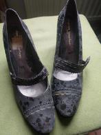 Schoenen zwart met goud, Ophalen of Verzenden, Zo goed als nieuw, Zwart