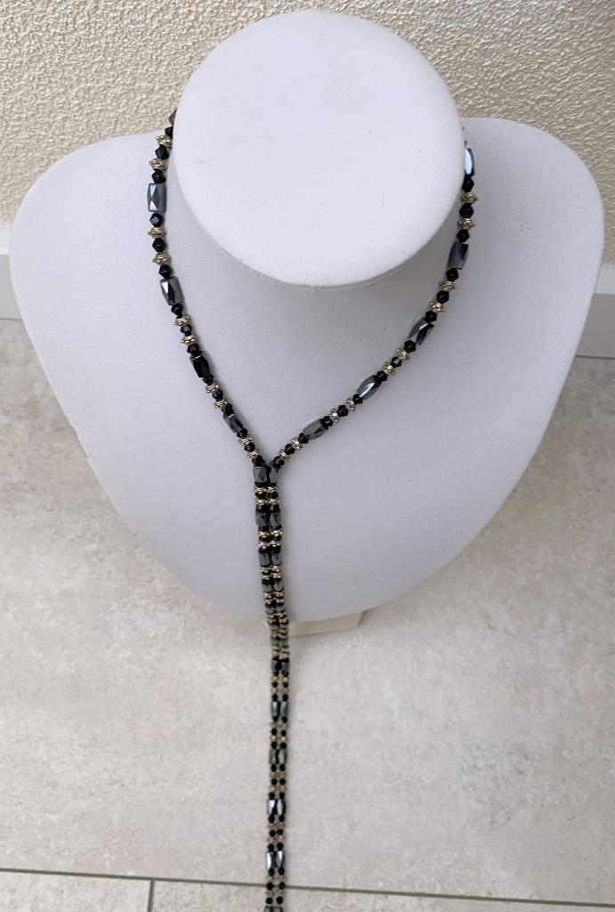 lange ketting van zwarte magnetische Hematiet kralen 100 cm., Sieraden, Tassen en Uiterlijk, Kettingen, Zo goed als nieuw, Steen of Mineraal
