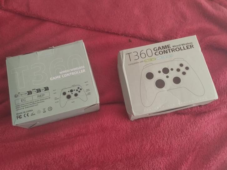 Xbox/PC/Android compactibel controllers set 2 stuks 2.4GHz, Spelcomputers en Games, Spelcomputers | Xbox | Accessoires, Zo goed als nieuw