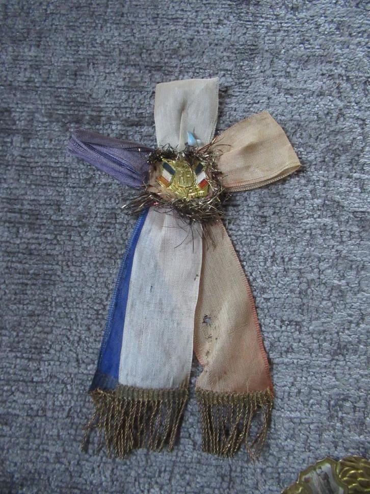 antieke FRANSE MEDAILLE striklinten, Antiek en Kunst, Antiek | Kleding en Accessoires, Ophalen of Verzenden
