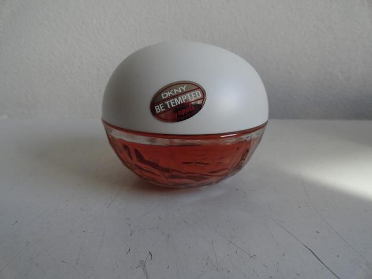 DKNY Be Tempted, Icy apple 50 ml edp dames discontinued, Sieraden, Tassen en Uiterlijk, Uiterlijk | Parfum, Nieuw, Ophalen of Verzenden