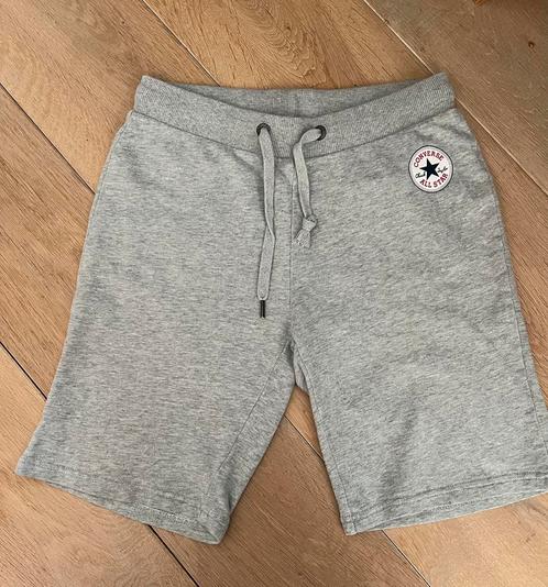 Converse sweatshort korte broek grijs maat 152, Kinderen en Baby's, Kinderkleding | Maat 152, Gebruikt, Jongen, Trui of Vest, Ophalen of Verzenden