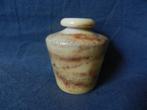 Vaasje beige geel bordeaux glazuur Mobach Utrecht h. 6,2 cm, Antiek en Kunst, Antiek | Keramiek en Aardewerk, Ophalen of Verzenden
