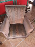2 Stoelen met bijpassend bankje, Ophalen, Gebruikt, Twee, Bruin
