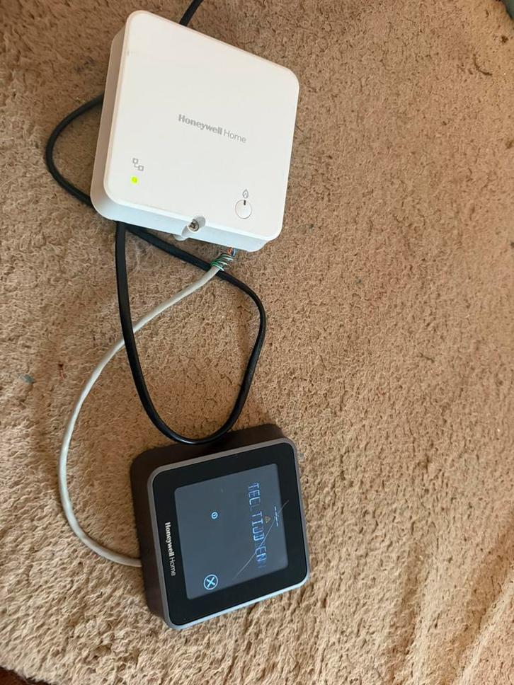 Honeywell Home T6 bedrade thermostaat met ontvanger, Doe-het-zelf en Verbouw, Thermostaten, Zo goed als nieuw, Slimme thermostaat