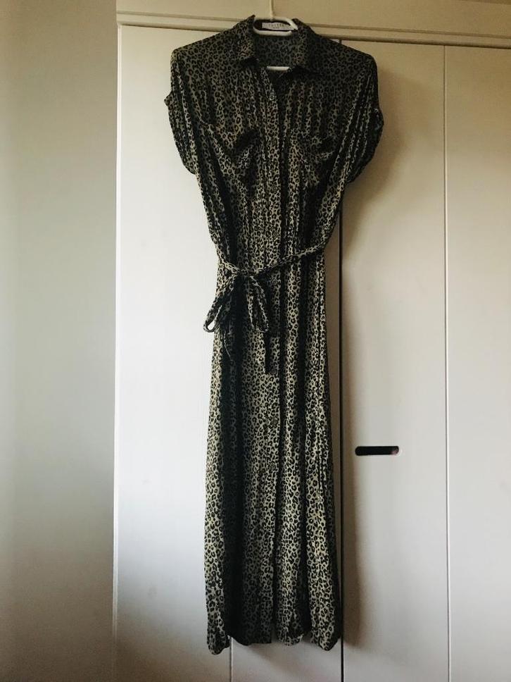 Blousejurk groen luipaardprint, maat S valt groter, Costes, Kleding | Dames, Jurken, Zo goed als nieuw, Maat 38/40 (M), Groen