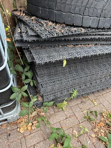 Plastic Vloer Race Tent - Af te halen beschikbaar voor biedingen