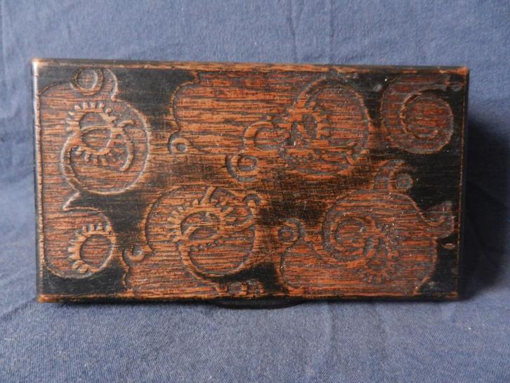 Houten doosje Amsterdamse School Relief v Microben L Bogtman, Antiek en Kunst, Antiek | Woonaccessoires, Ophalen of Verzenden