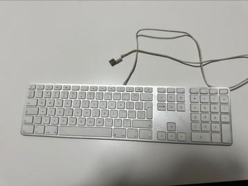 Apple Magic toetsenbord beschikbaar voor biedingen
