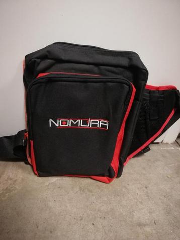 Nomura Narita sling bag vis Schouder /heuptas 26x28x18cm

 beschikbaar voor biedingen