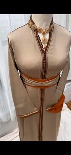 Te Huur, Kleding | Dames, Gelegenheidskleding, Ophalen of Verzenden, Zo goed als nieuw, Overige typen