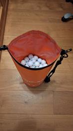 Te koop 200 schone nette witte golfballen in mooie tas., Sport en Fitness, Golf, Ophalen of Verzenden, Gebruikt, Bal(len)
