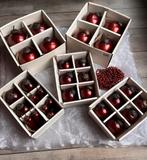 Bordeaux kerstballen, pegels en kralen, Diversen, Kerst, Ophalen of Verzenden, Gebruikt