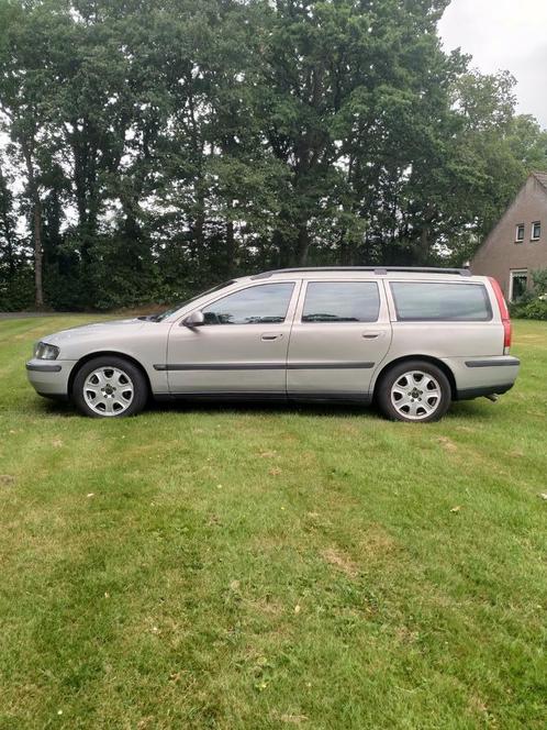 Volvo V70 2.4 T 200PK AUT 2001 Beige, Auto's, Volvo, Particulier, V70, LPG, E, Stationwagon, Automaat, Origineel Nederlands, Beige