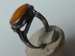 Antieke zilveren ring ca. 1890 + eggyolk Baltisch barnsteen, Sieraden, Tassen en Uiterlijk, Antieke sieraden, Verzenden, Zilver
