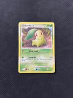 Chikorita #77, Hobby en Vrije tijd, Verzamelkaartspellen | Pokémon, Ophalen of Verzenden, Zo goed als nieuw, Losse kaart