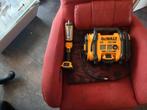 DeWalt Accu Compressor & Lamp, 10 bar of meer, Ophalen of Verzenden, Zo goed als nieuw, Minder dan 200 liter/min