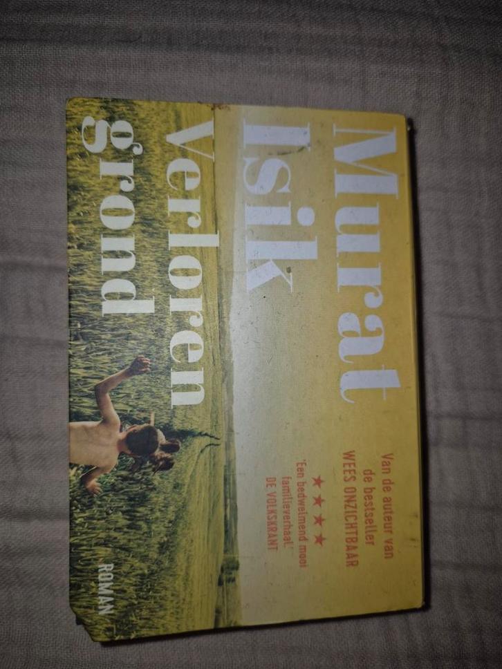 Murat Isik - Verloren grond, Boeken, Literatuur, Zo goed als nieuw, Ophalen of Verzenden
