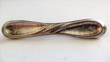 Scandinavische gehamerd zilveren art nouveau broche beschikbaar voor biedingen