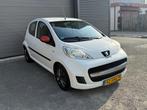 Peugeot 107 1.0-12V Urban Move, Voorwielaandrijving, Euro 5, Gebruikt, 4 stoelen