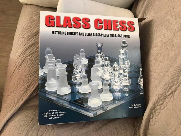 Schaakspel glas, Hobby en Vrije tijd, Gezelschapsspellen | Bordspellen, Zo goed als nieuw, Ophalen of Verzenden